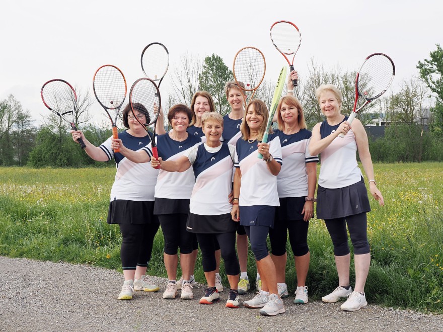Damen 40+ mit Massstart in die Interclub-Saison 2024 Damen 40+ mit Massstart in die Interclub-Saison 2024
