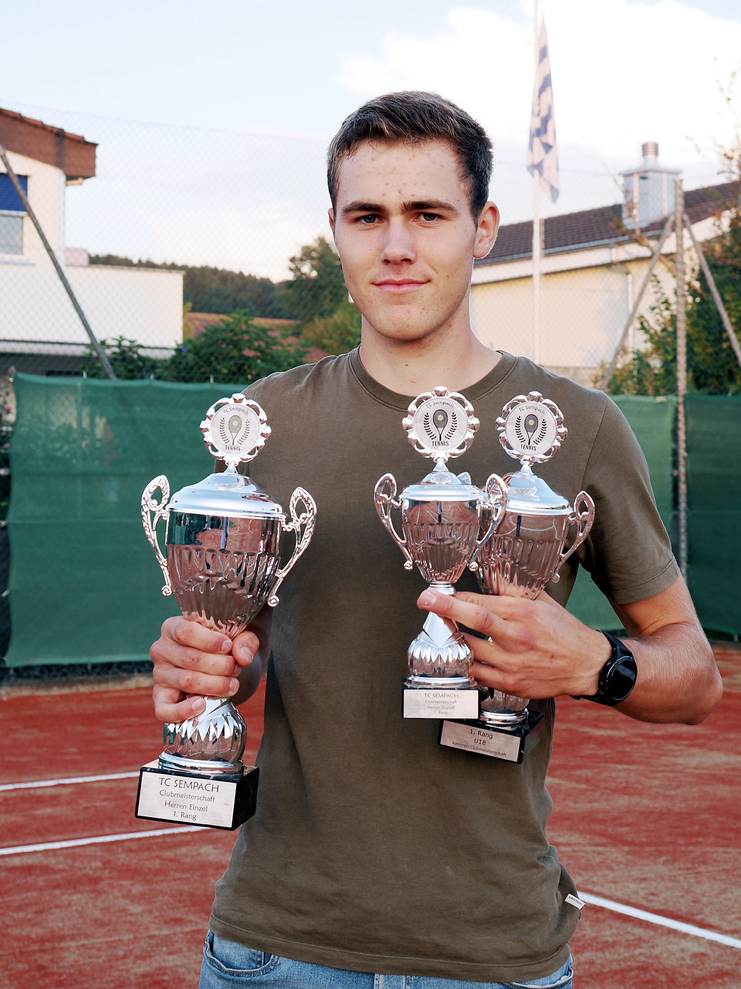 Dreifacher Clubmeister 2022: Gian Zurkirch Dreifacher Clubmeister 2022: Gian Zurkirch