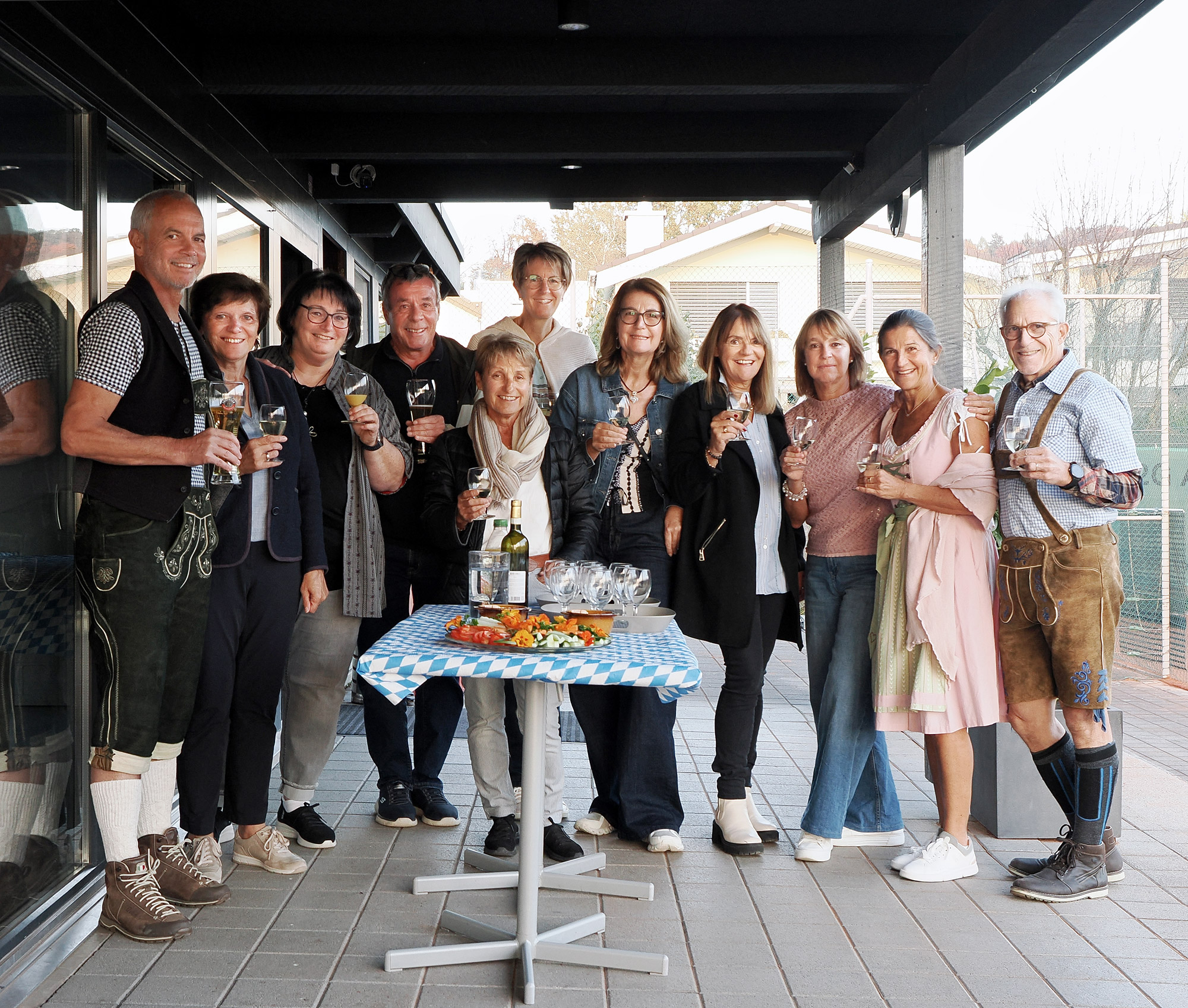 Organisator:innen und Helferinnen am Oktoberfest Organisator:innen und Helferinnen am Oktoberfest