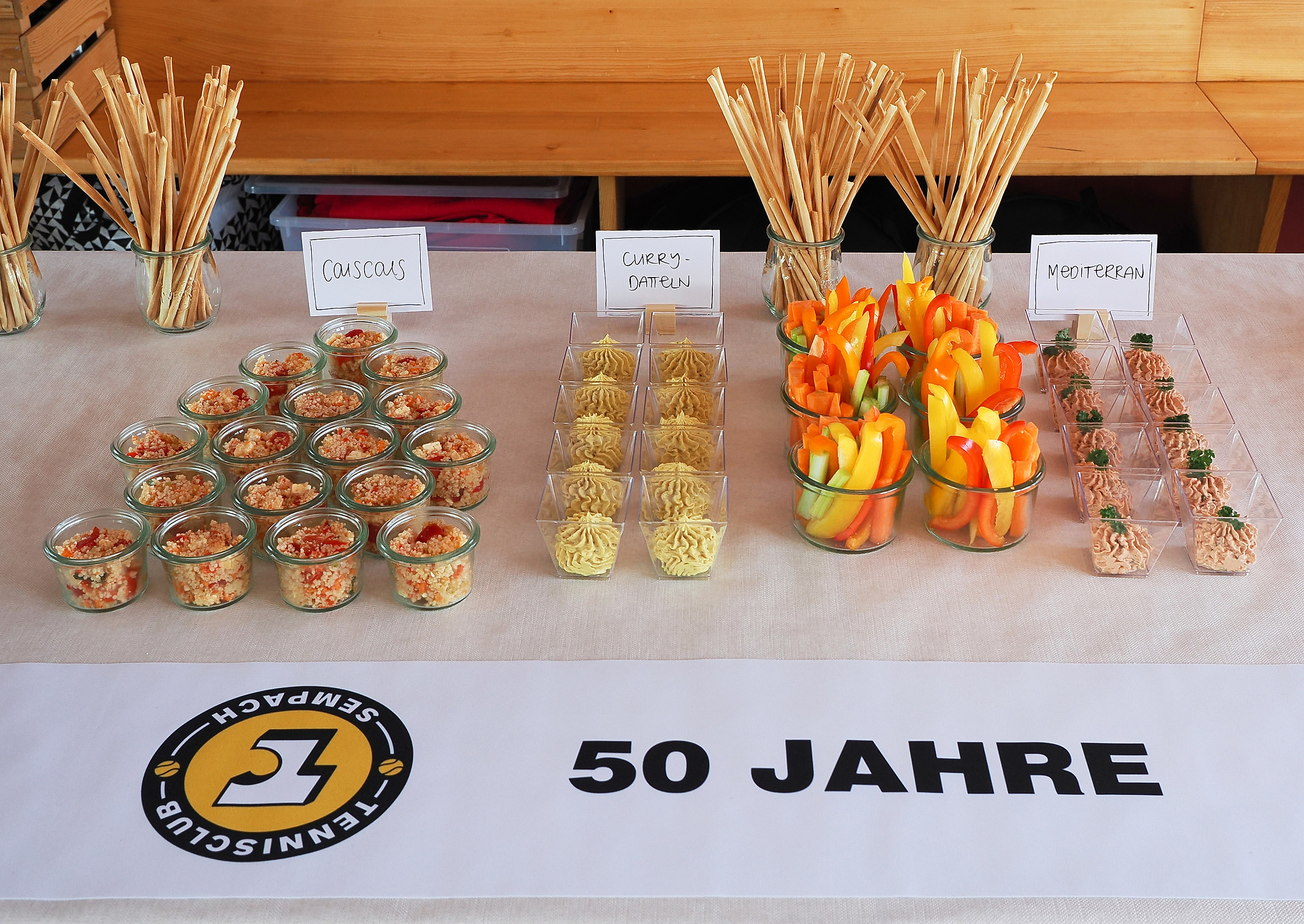 Selbstgemachter Apéro von Ilaria Schürch Selbstgemachter Apéro von Ilaria Schürch