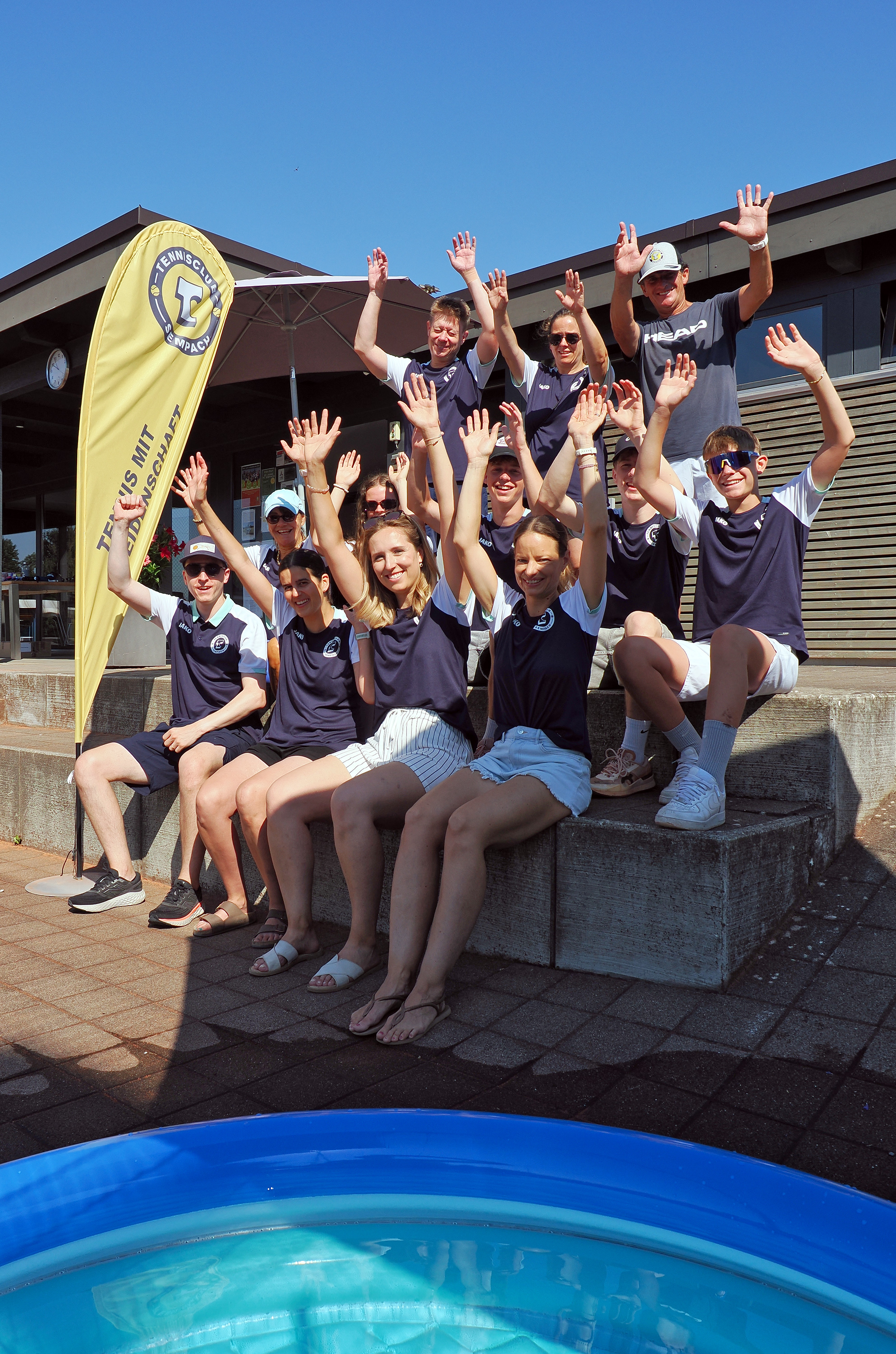 Helferinnen und Helfer am Kids-Day 50 Jahre TC Sempach Helferinnen und Helfer am Kids-Day 50 Jahre TC Sempach