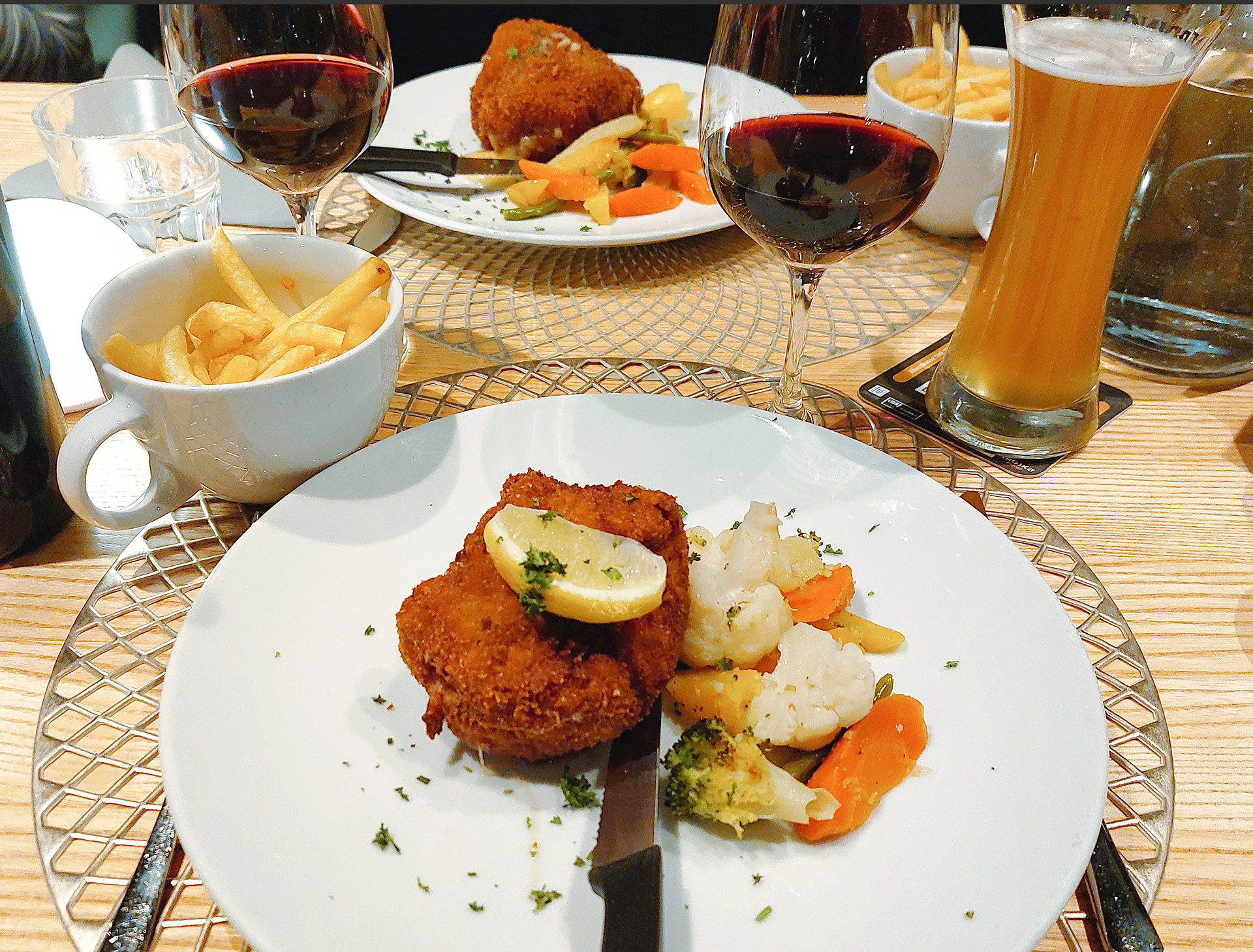 Spezialität: Tennis Cordon bleu Spezialität: Tennis Cordon bleu