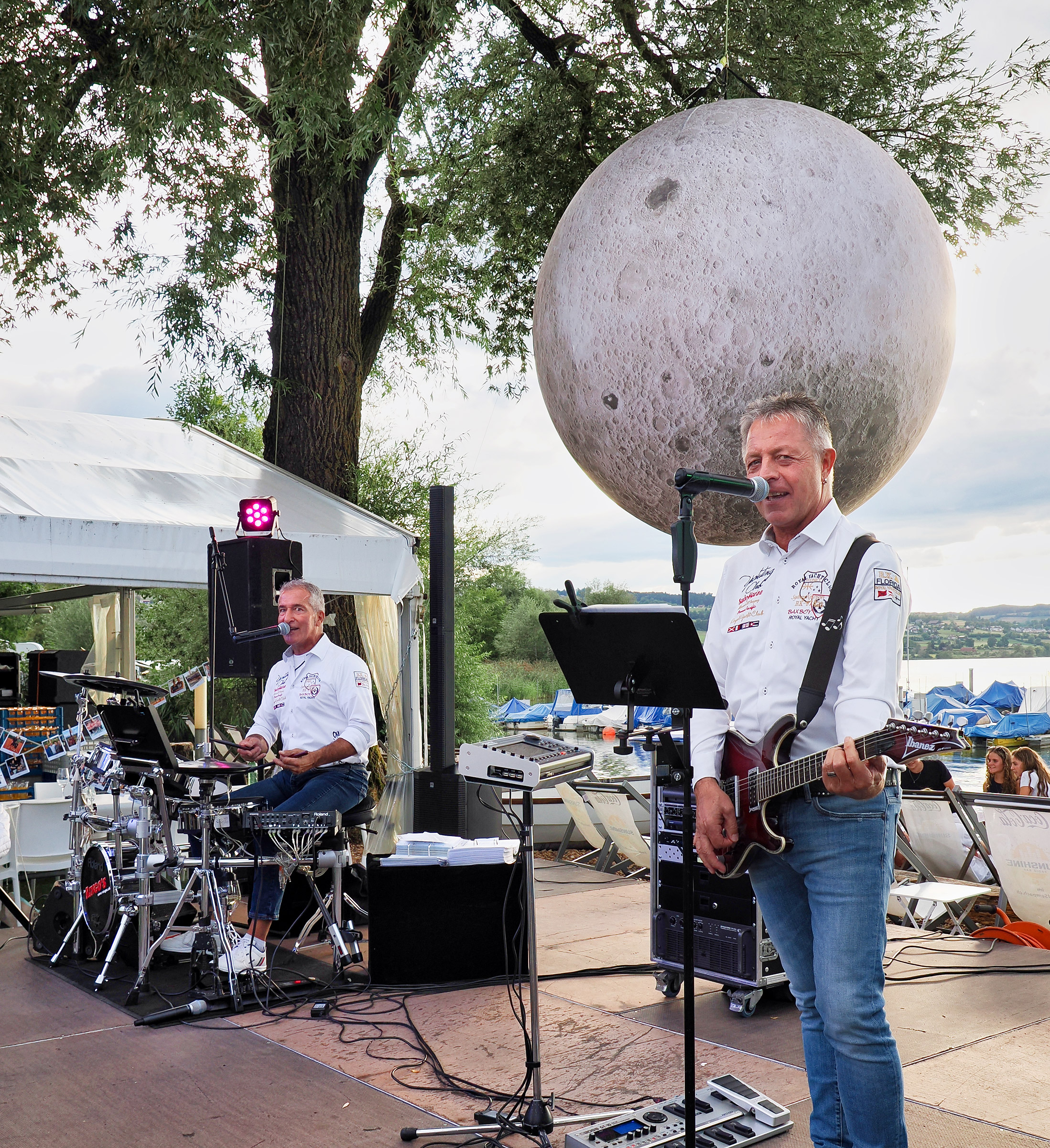 Live-Band "Ringo's" Live-Band "Ringo's"