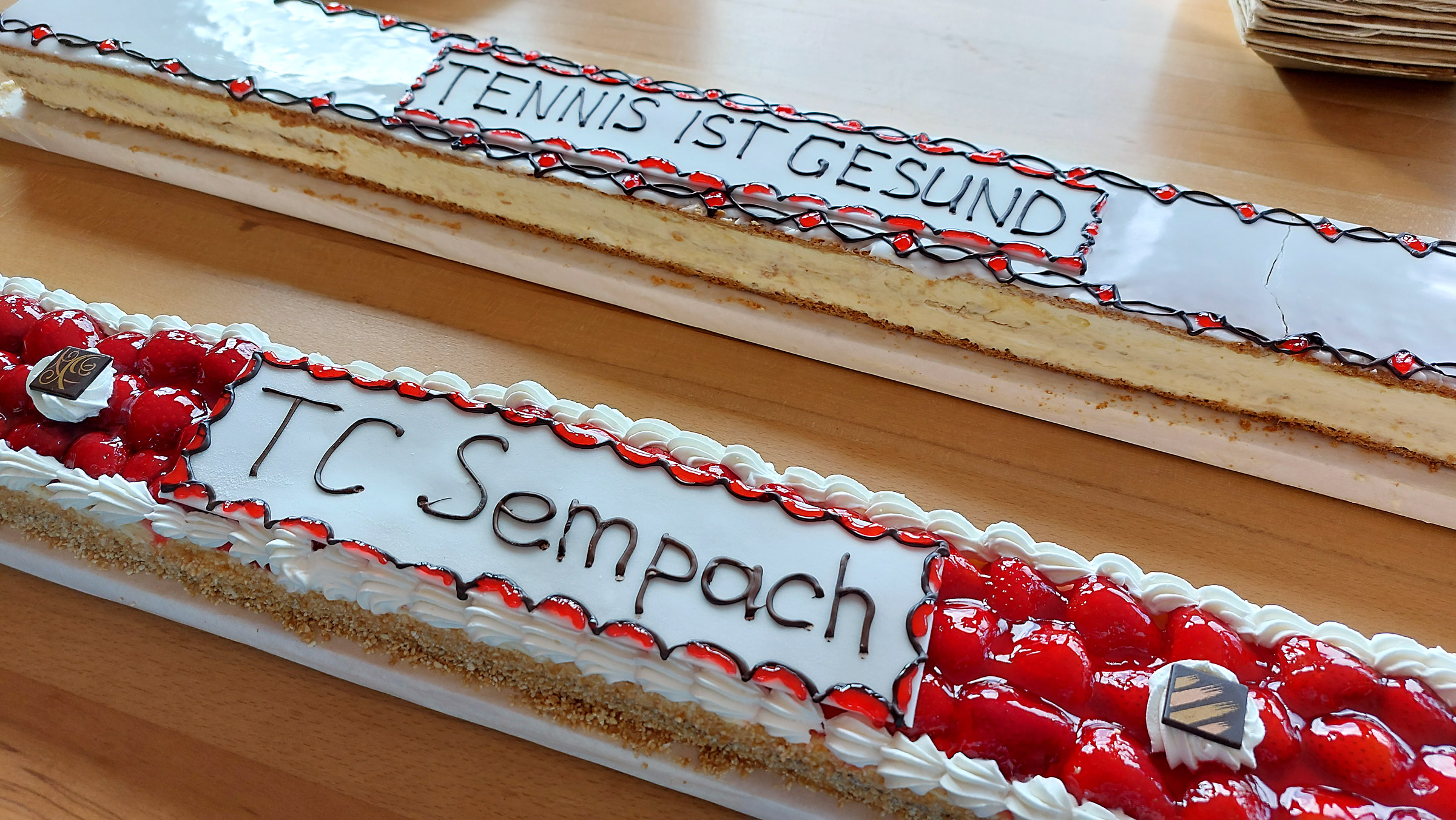 Passende Beschriftung der Schnitten Passende Beschriftung der Schnitten